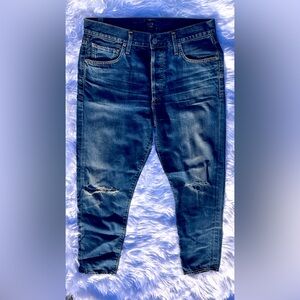 Brand new COH Liya High Rise Classic Fit Distressed Crop Cut off Hem Jean, 28